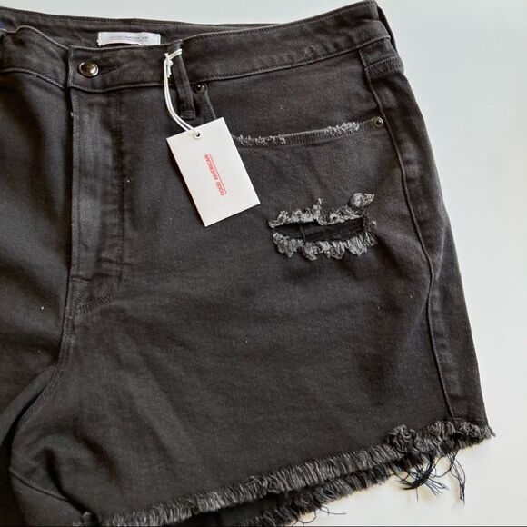 NWT Good American The Cut Off Distressed Jean Shorts in Black 22 - Picture 5 of 9